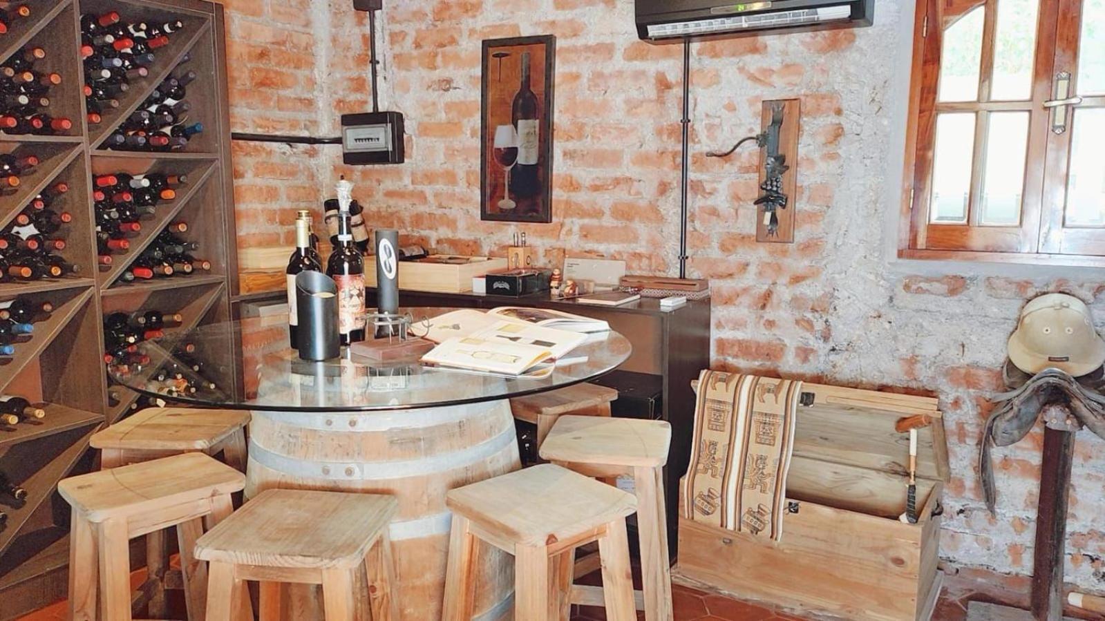 Boutique Casa & Cava Hotel 4*